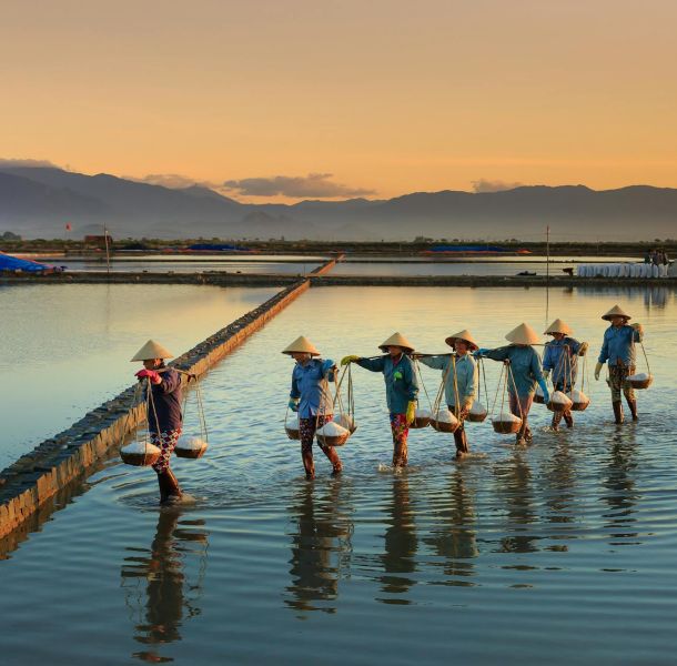 créer une entreprise en Suisse : se lancer seule ou a plusieurs avec des associes dans un projet de création d'entreprise ?